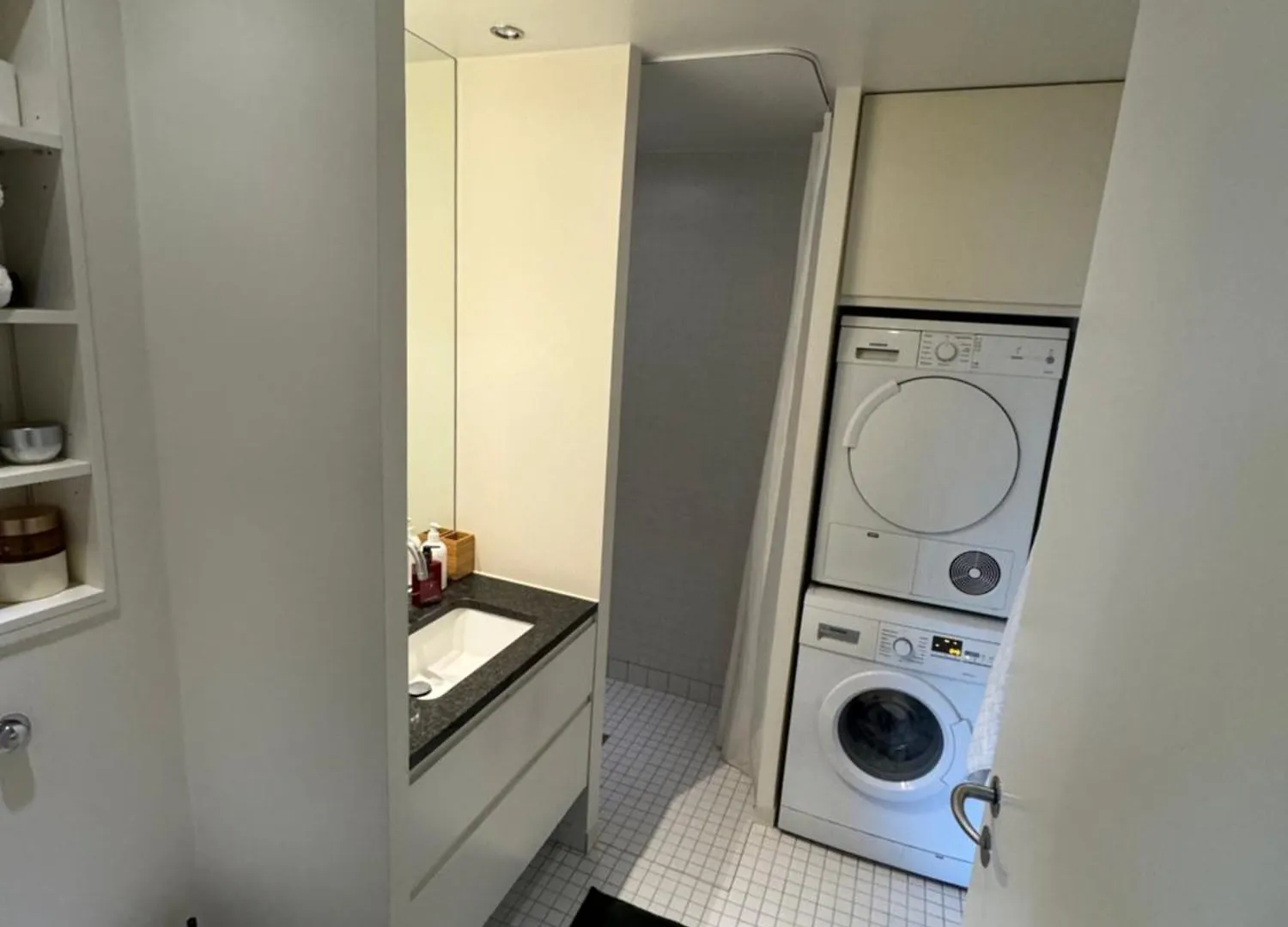 Homestay Cute Pug Guest Room Copenhagen Denmark